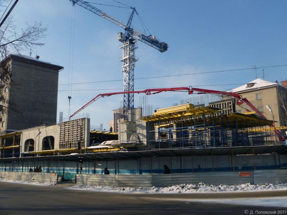 Фото В Новосибирске вспомнили, как на месте отеля Grand Autograph горело здание гастронома 9